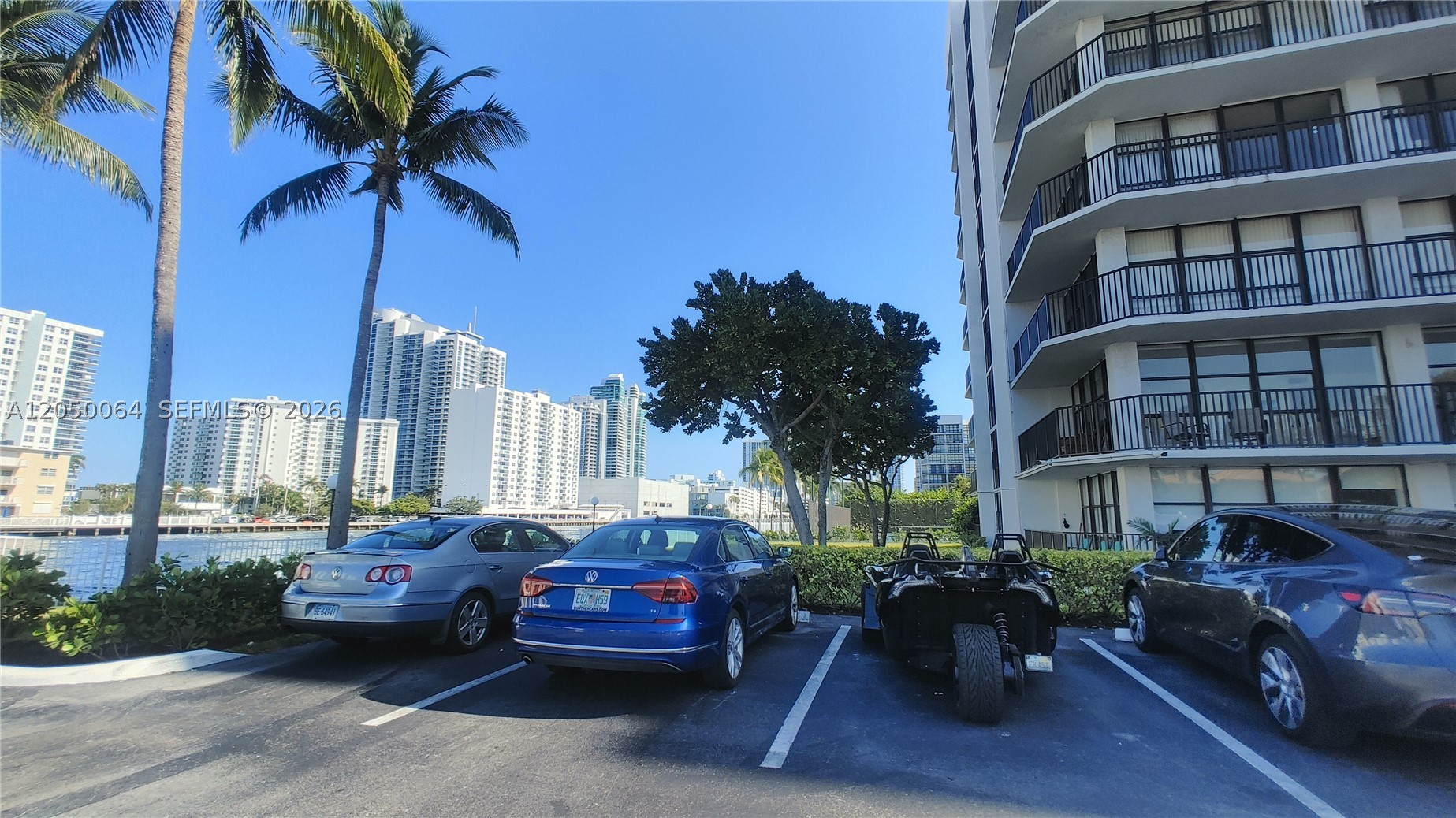 OCEANVIEW PARK CONDO - Residential Lease