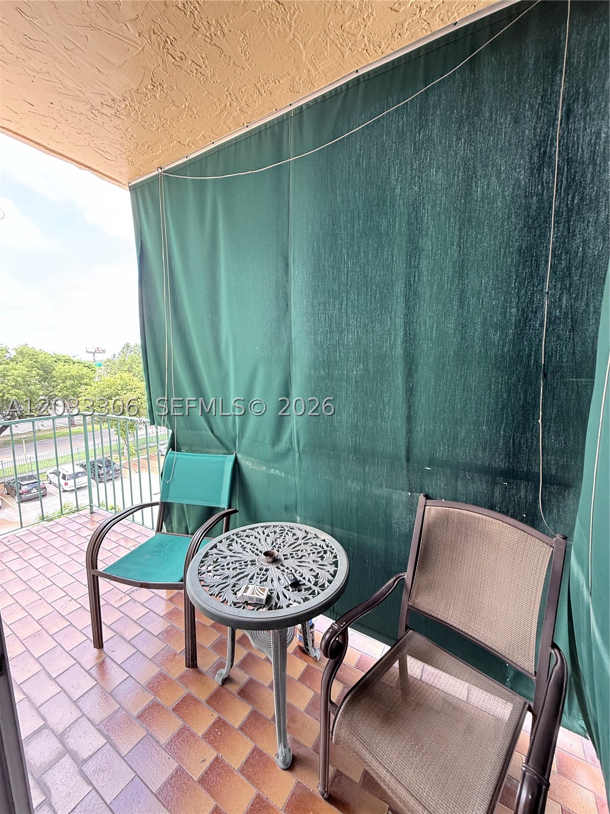 TOWERS OF WESTLAND CONDO - Residential