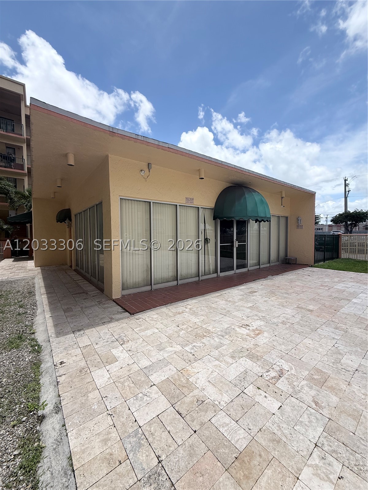 TOWERS OF WESTLAND CONDO - Residential