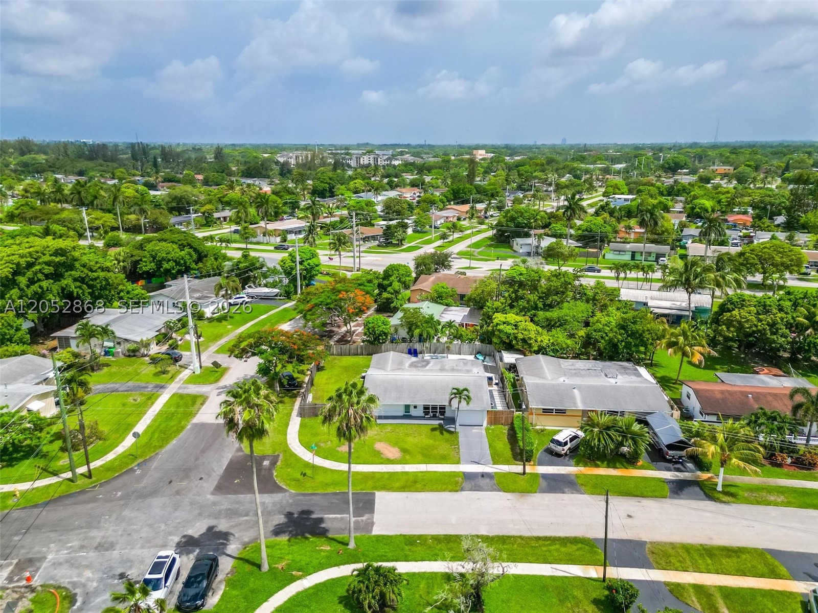 SUNRISE GOLF VILLAGE - Residential