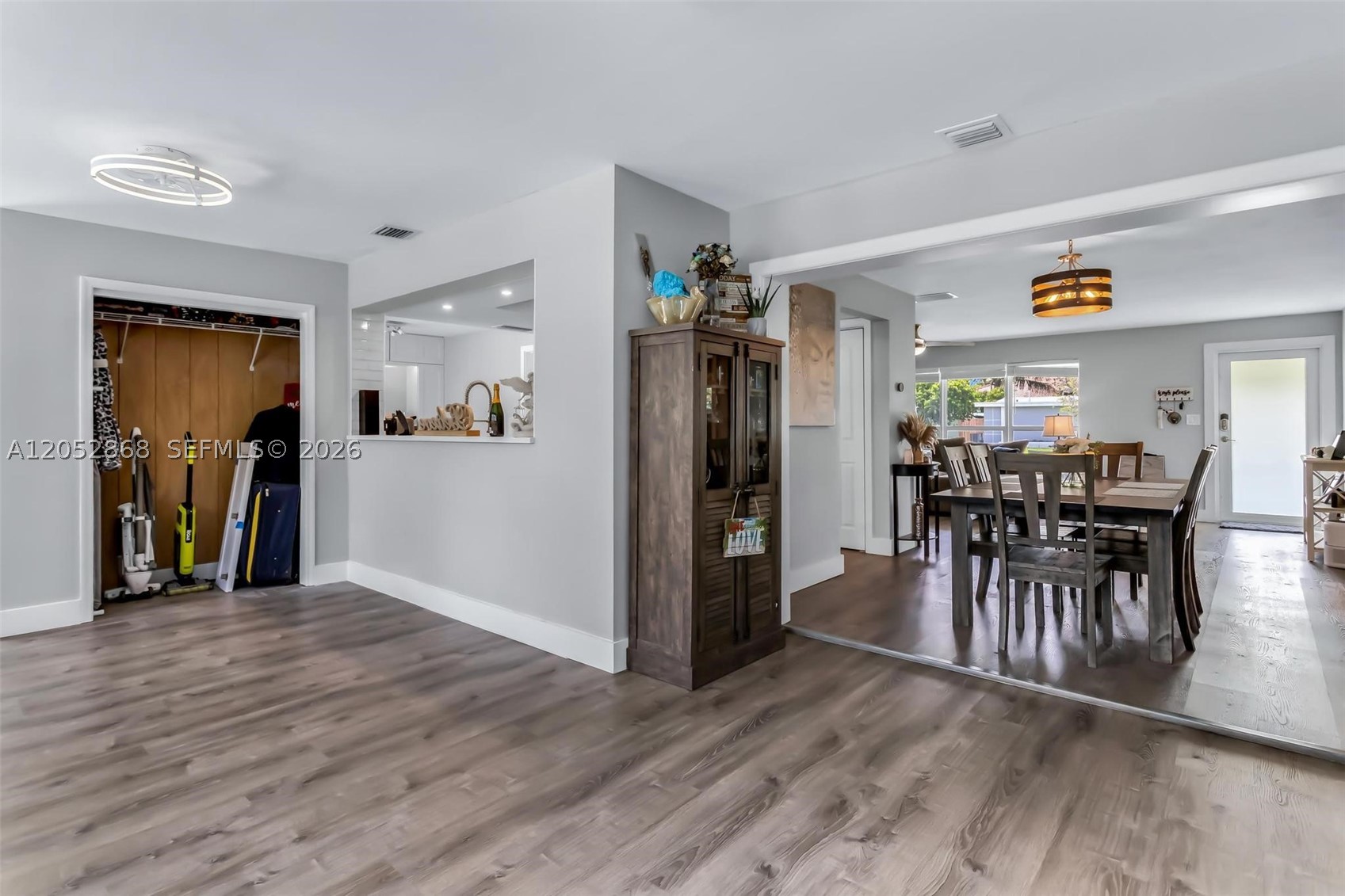 SUNRISE GOLF VILLAGE - Residential