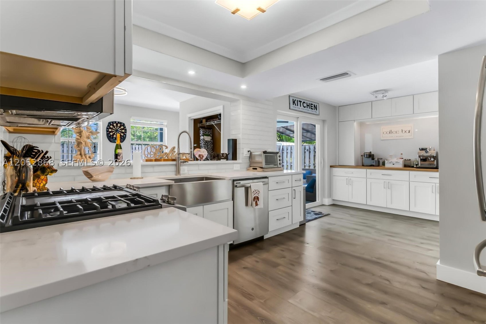 SUNRISE GOLF VILLAGE - Residential
