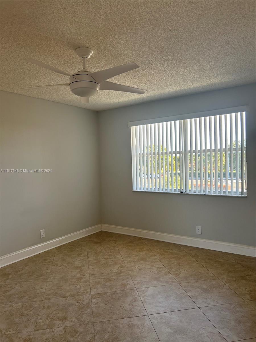 EDGEWATER CONDO - Residential Lease