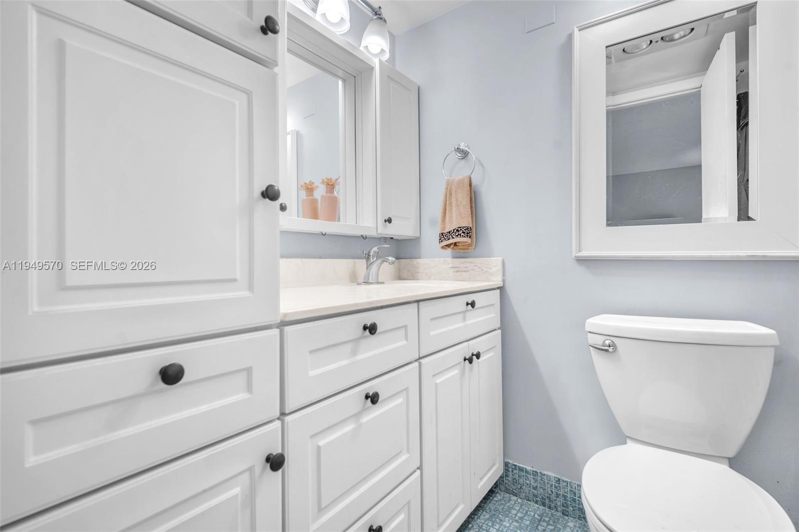 NEWPORT N CONDO - Residential