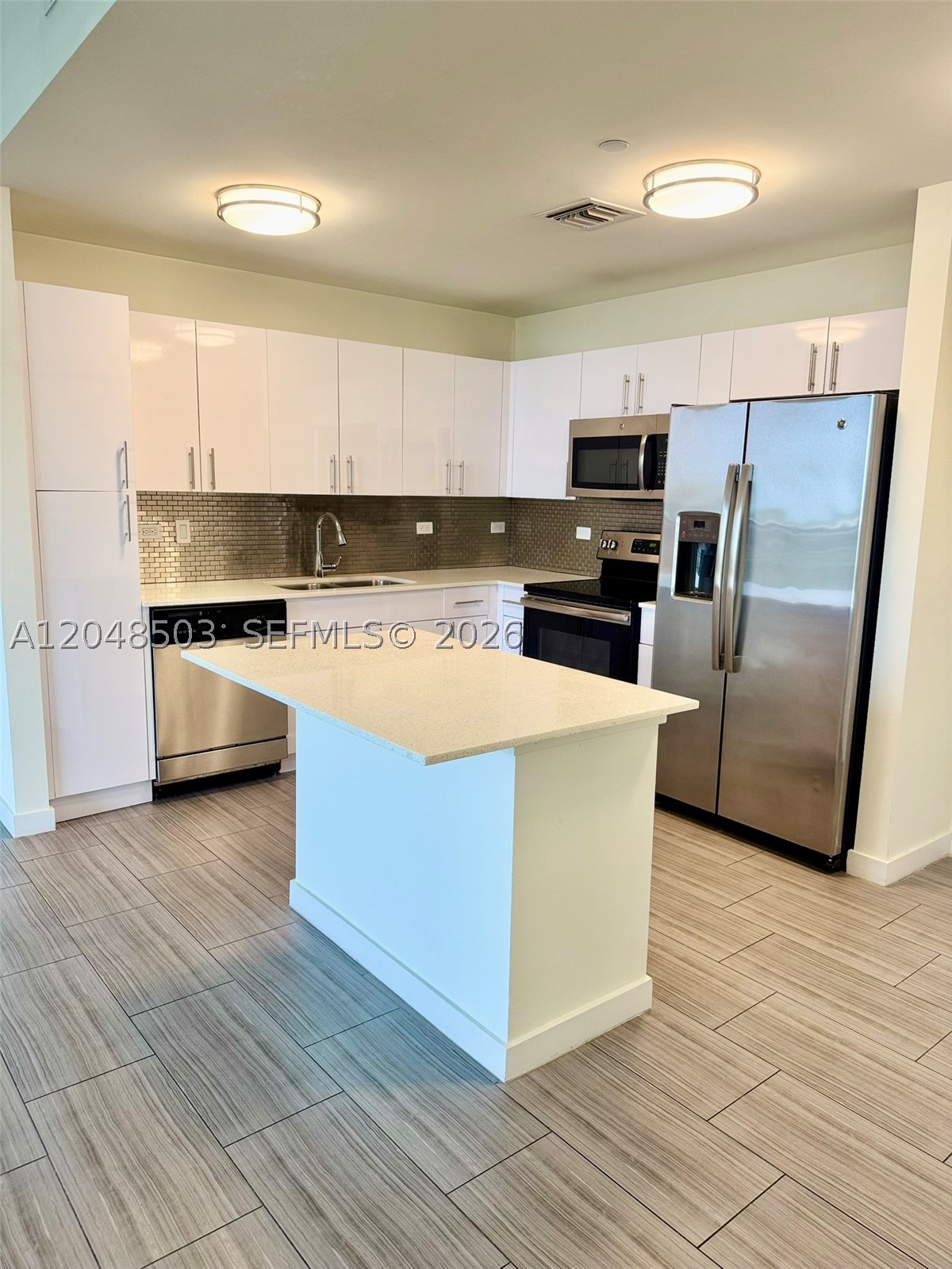 Circ Residences Condo - Residential