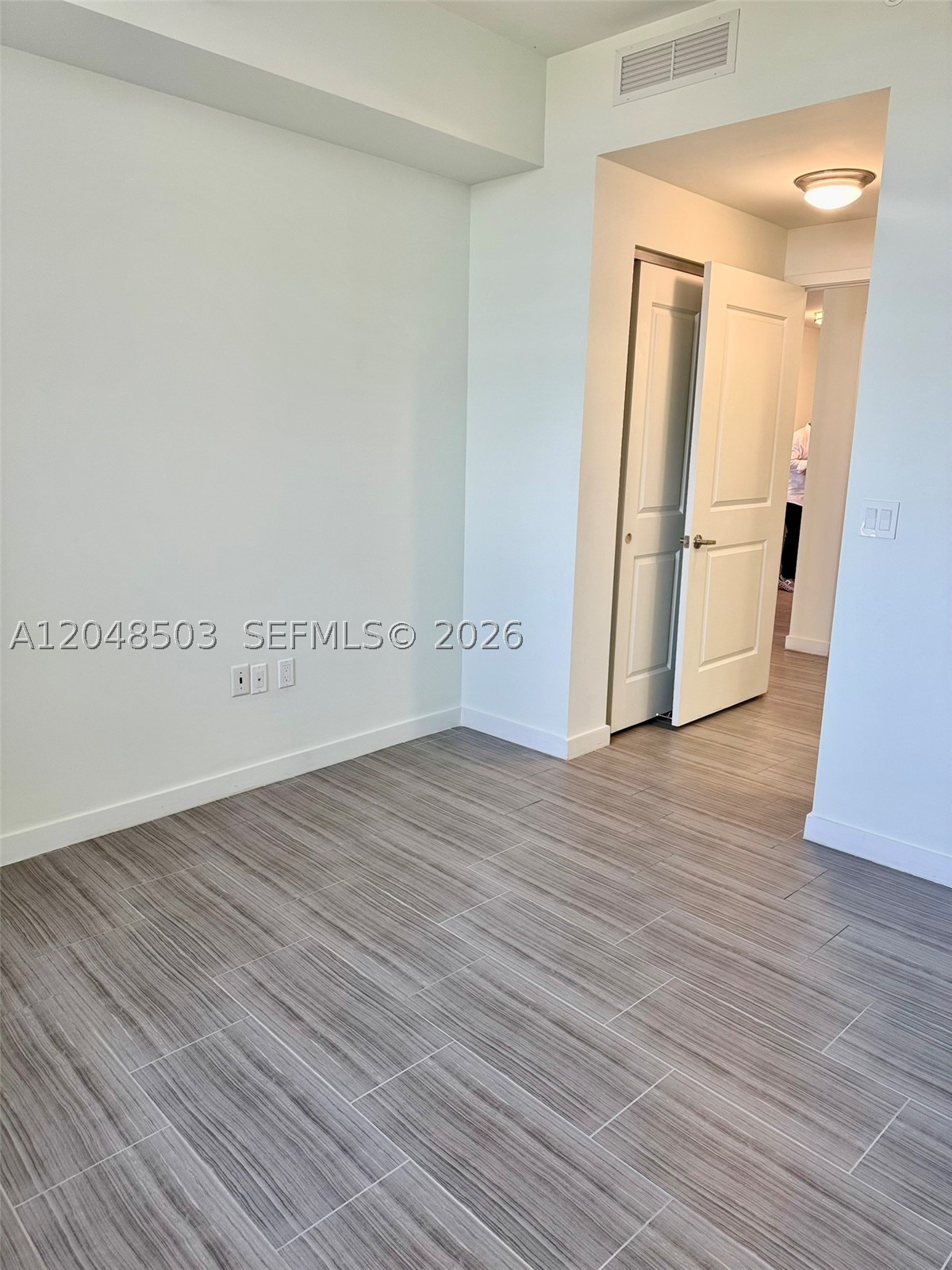 Circ Residences Condo - Residential