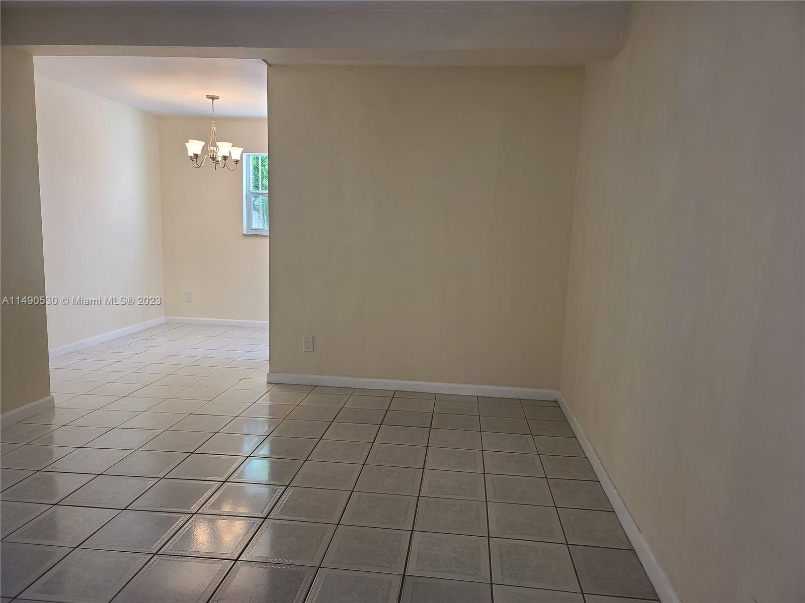 GARDEN VILLAS CONDO - Residential