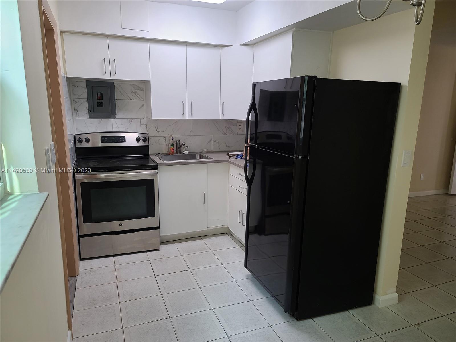 GARDEN VILLAS CONDO - Residential