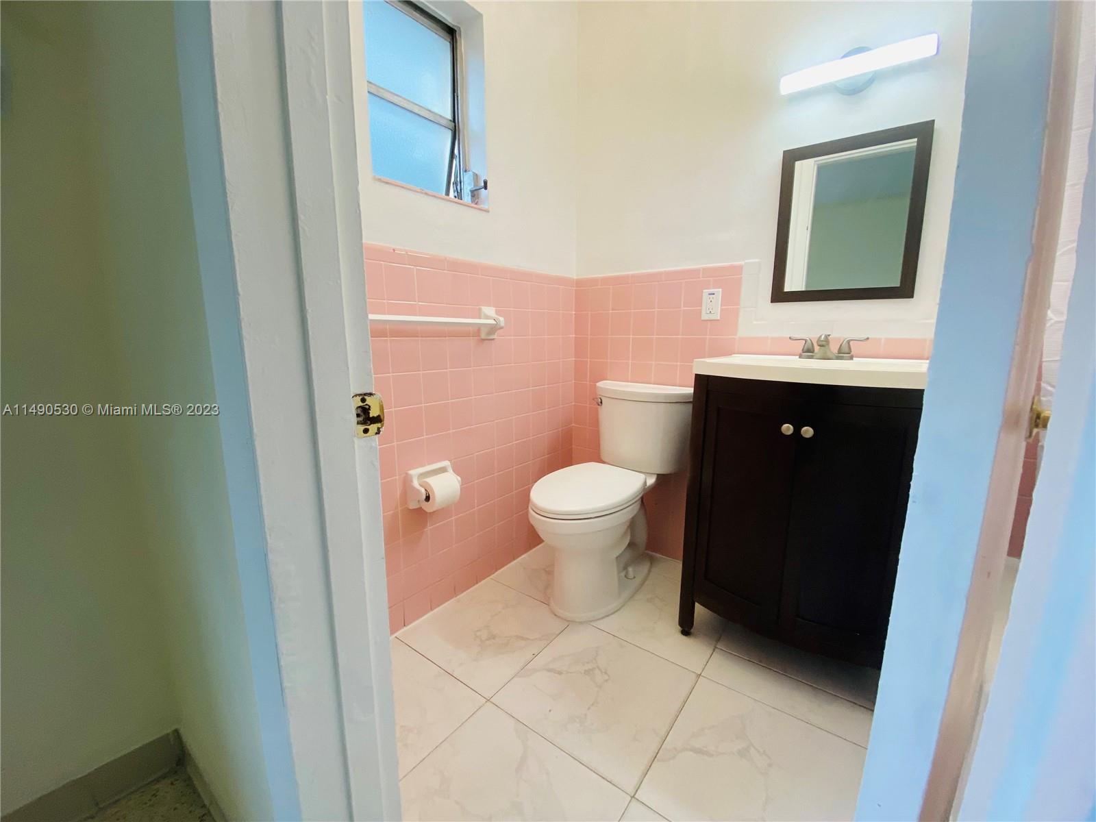 GARDEN VILLAS CONDO - Residential
