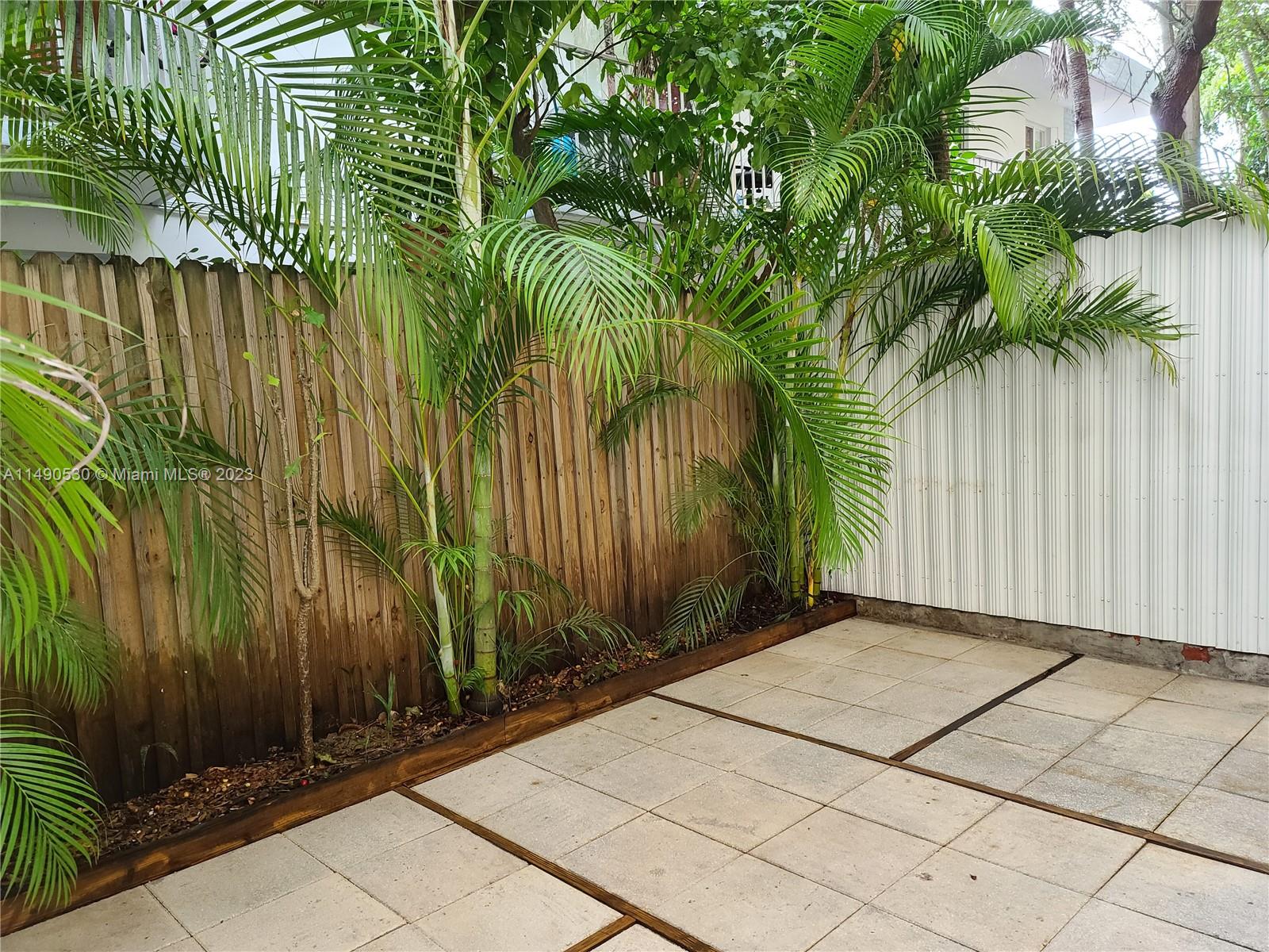 GARDEN VILLAS CONDO - Residential