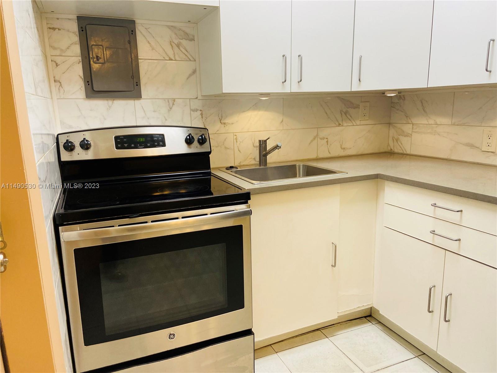 GARDEN VILLAS CONDO - Residential