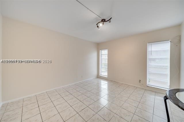 TOWN SQUARE CONDO - Residential