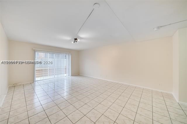 TOWN SQUARE CONDO - Residential