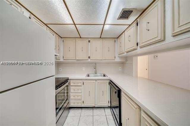 TOWN SQUARE CONDO - Residential