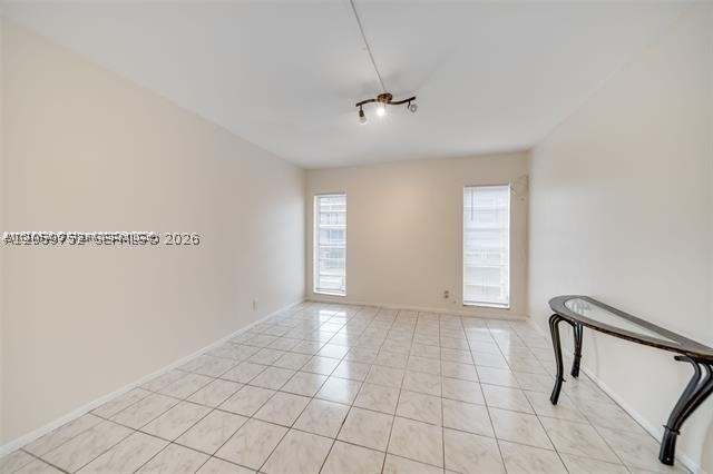TOWN SQUARE CONDO - Residential