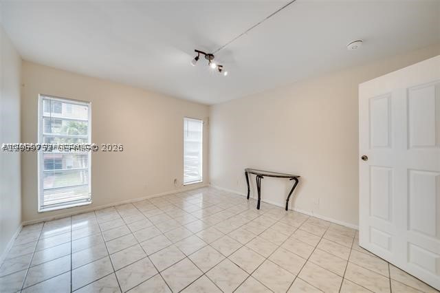 TOWN SQUARE CONDO - Residential