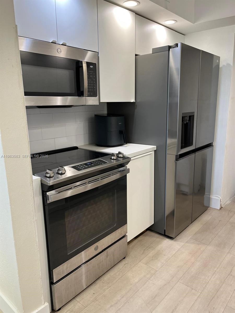 PALM VILLAGE CLUB CONDO - Residential