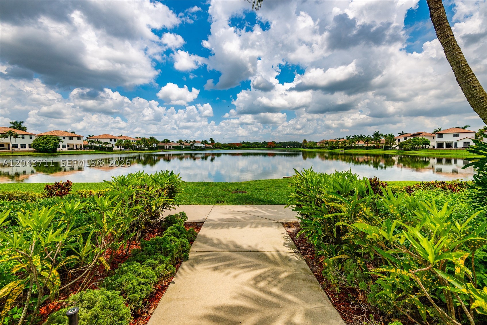 MONTERRA PLAT - Residential Lease