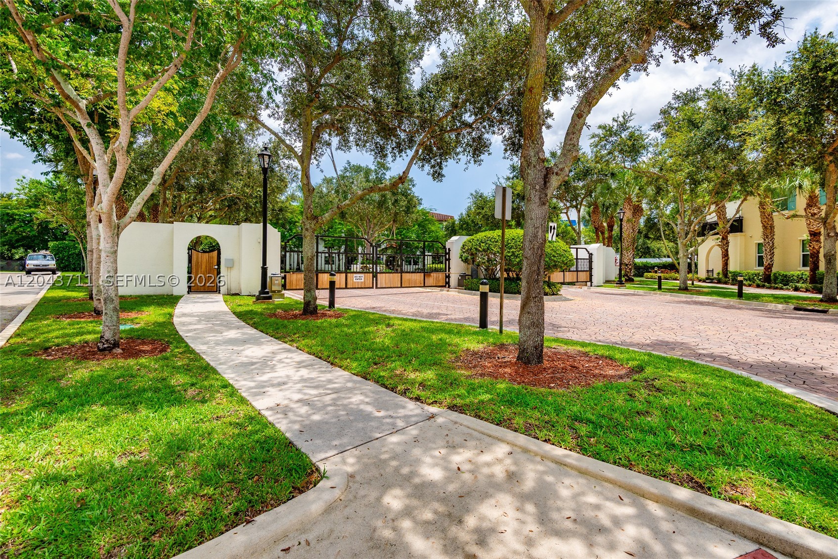 MONTERRA PLAT - Residential Lease