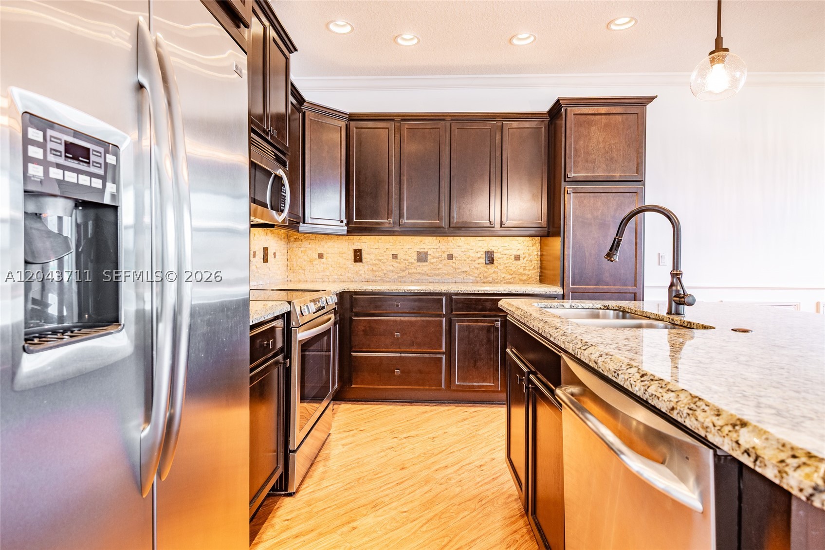 MONTERRA PLAT - Residential Lease