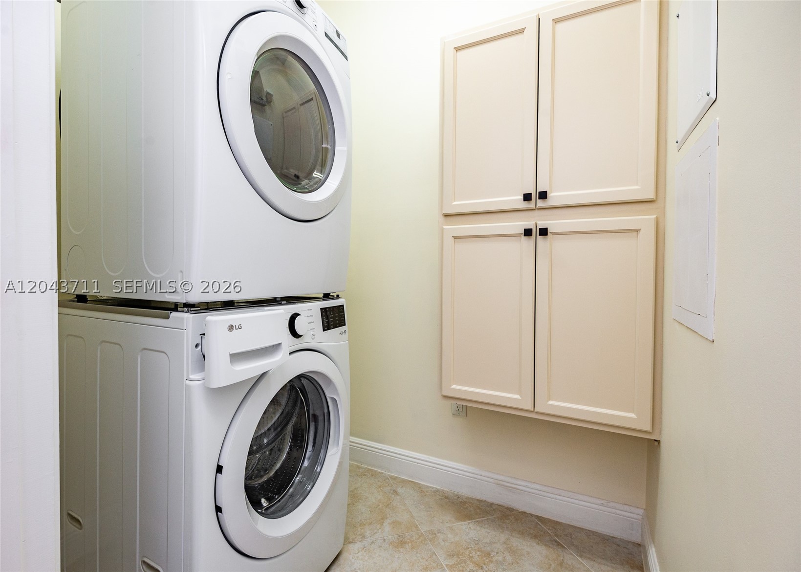 MONTERRA PLAT - Residential Lease