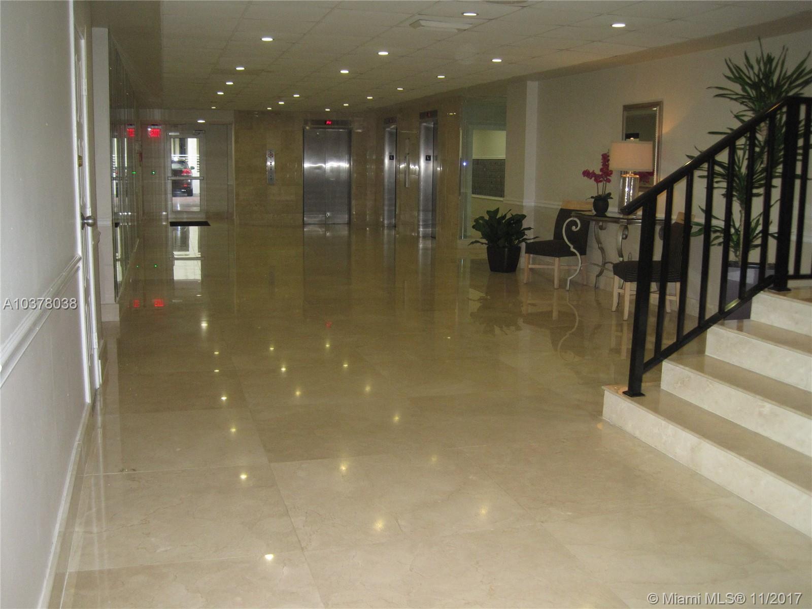 THE CARRIAGE CLUB NORTH C - Residential