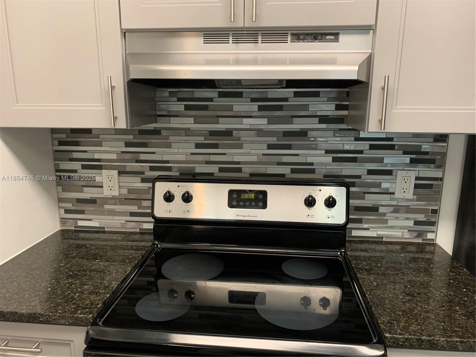 ROYAL POINCIANA CONDO - Residential Lease