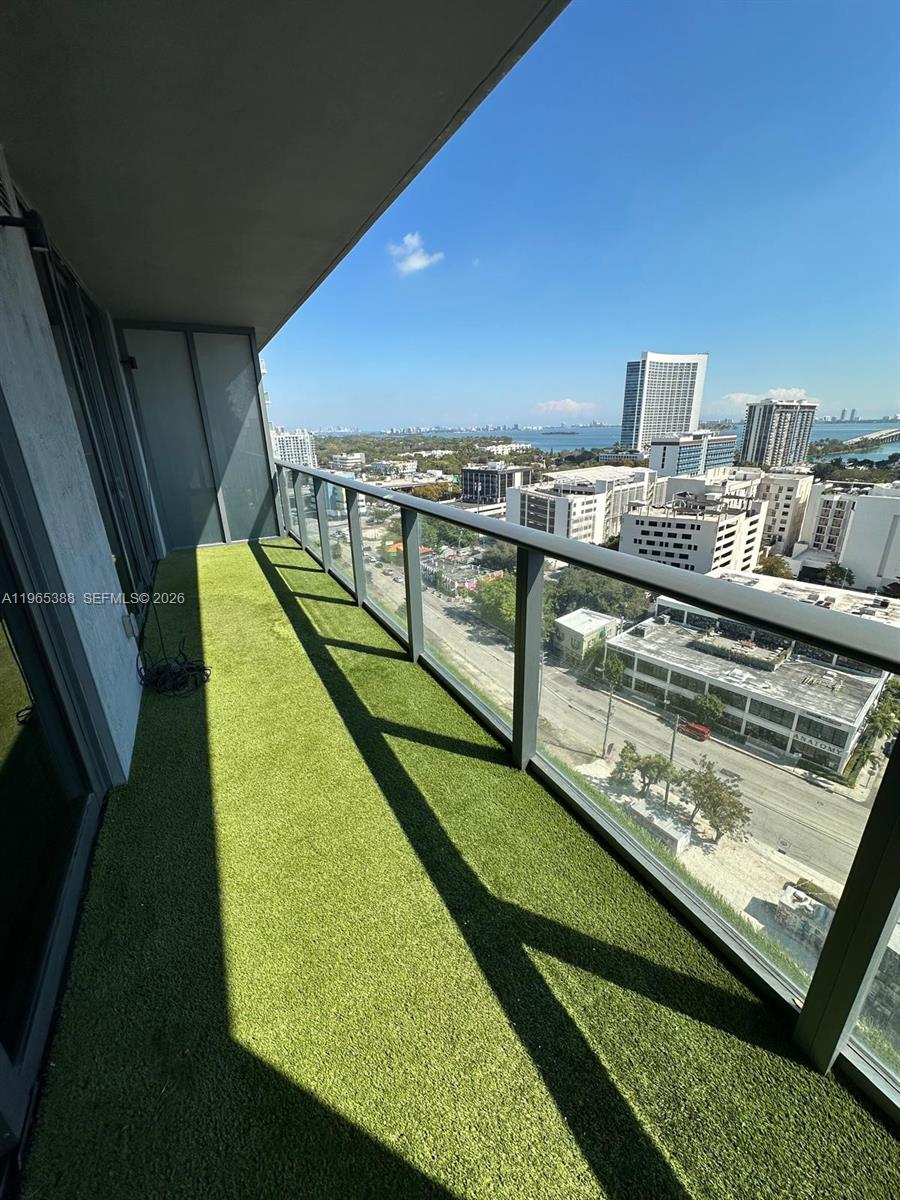 3401 MIDTOWN CONDO - Residential