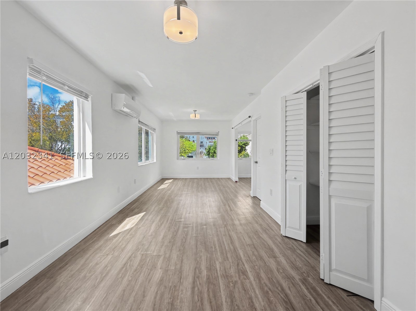 CORAL GABLES SEC K - Residential Lease