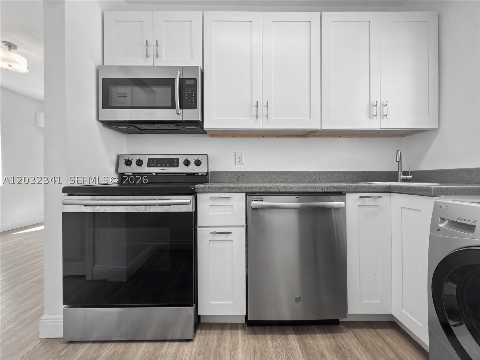 CORAL GABLES SEC K - Residential Lease
