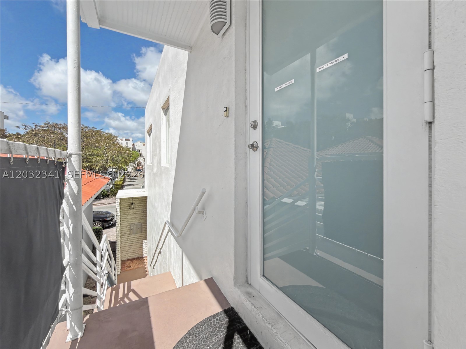 CORAL GABLES SEC K - Residential Lease