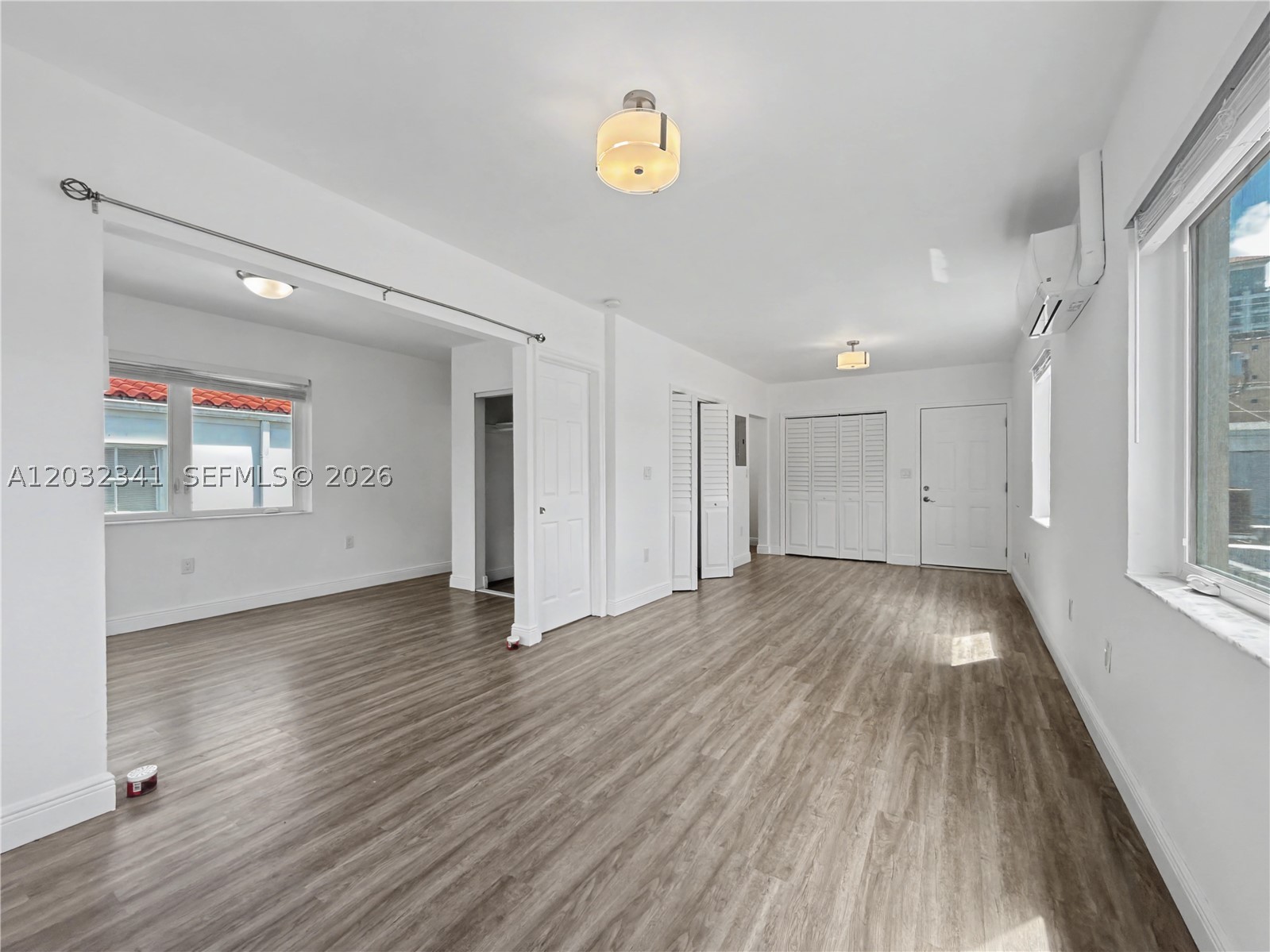 CORAL GABLES SEC K - Residential Lease