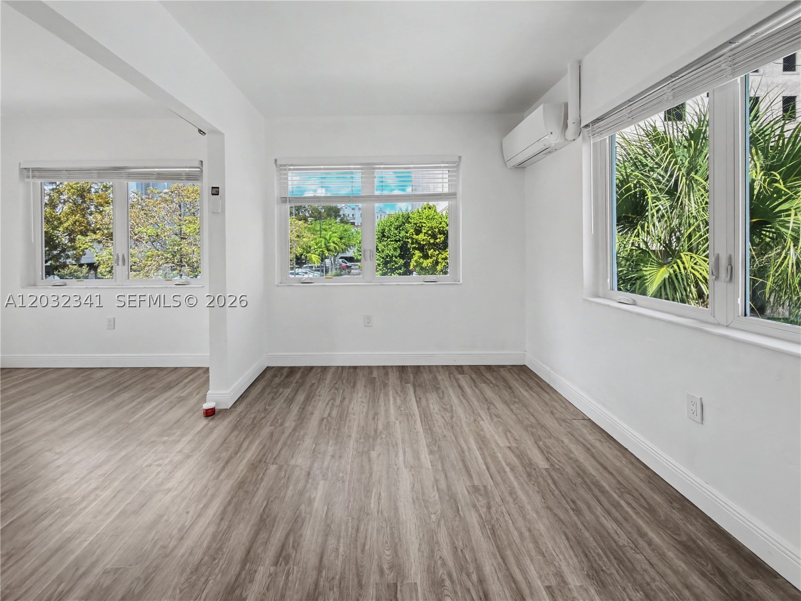 CORAL GABLES SEC K - Residential Lease