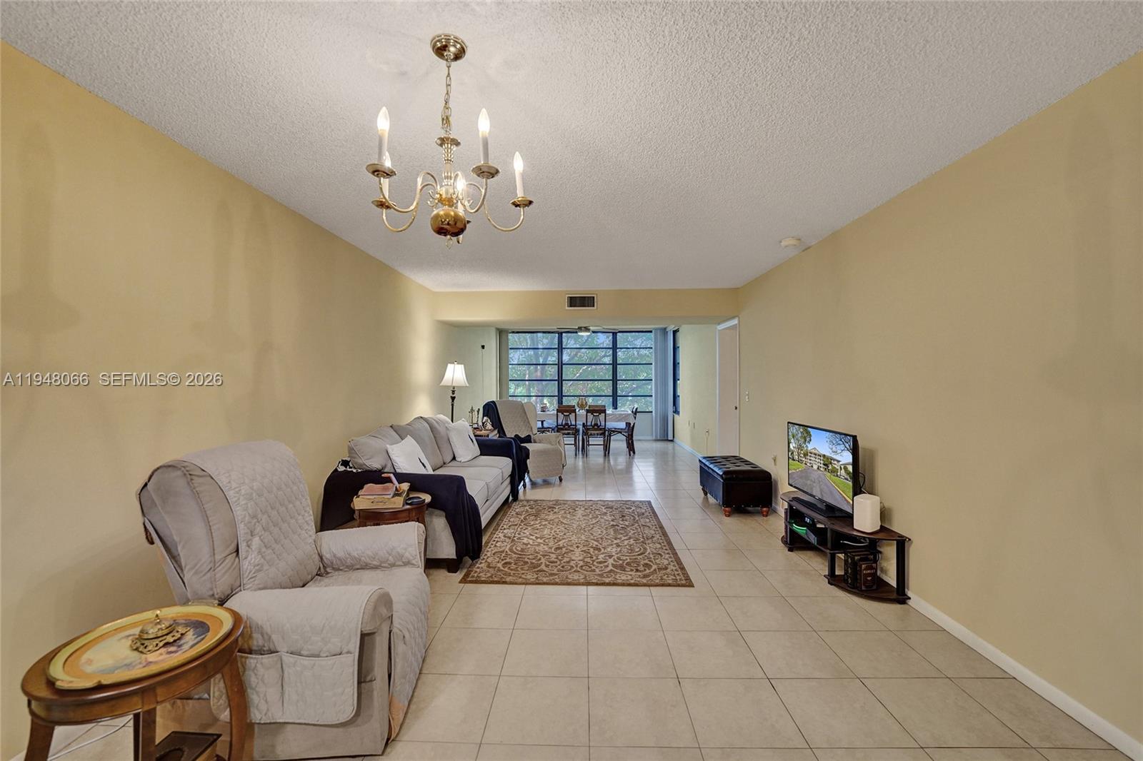 CONDO 22 OF WHITEHALL CON - Residential