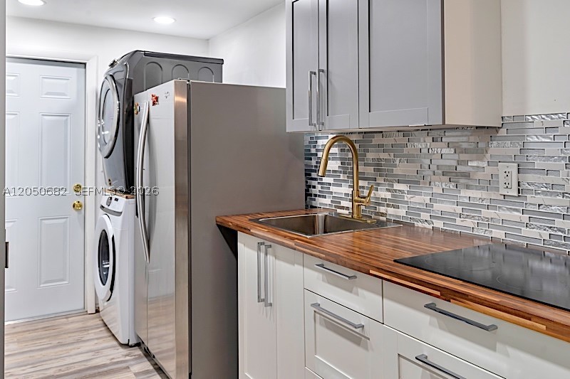 FLORIDIAN ARMS CONDO - Residential