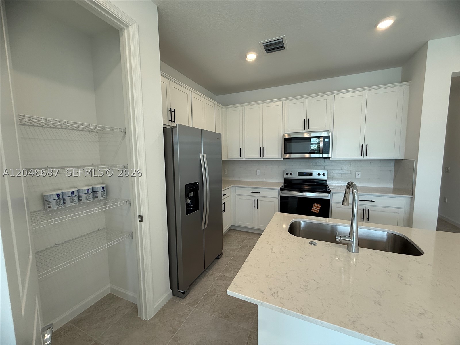 EVERTON PUD - Residential Lease