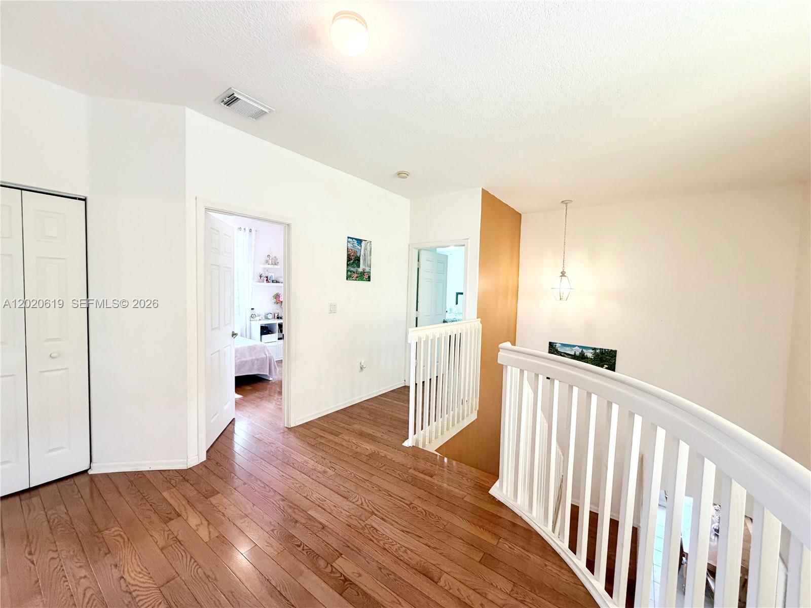 SUNSET LAKES PLAT ONE - Residential