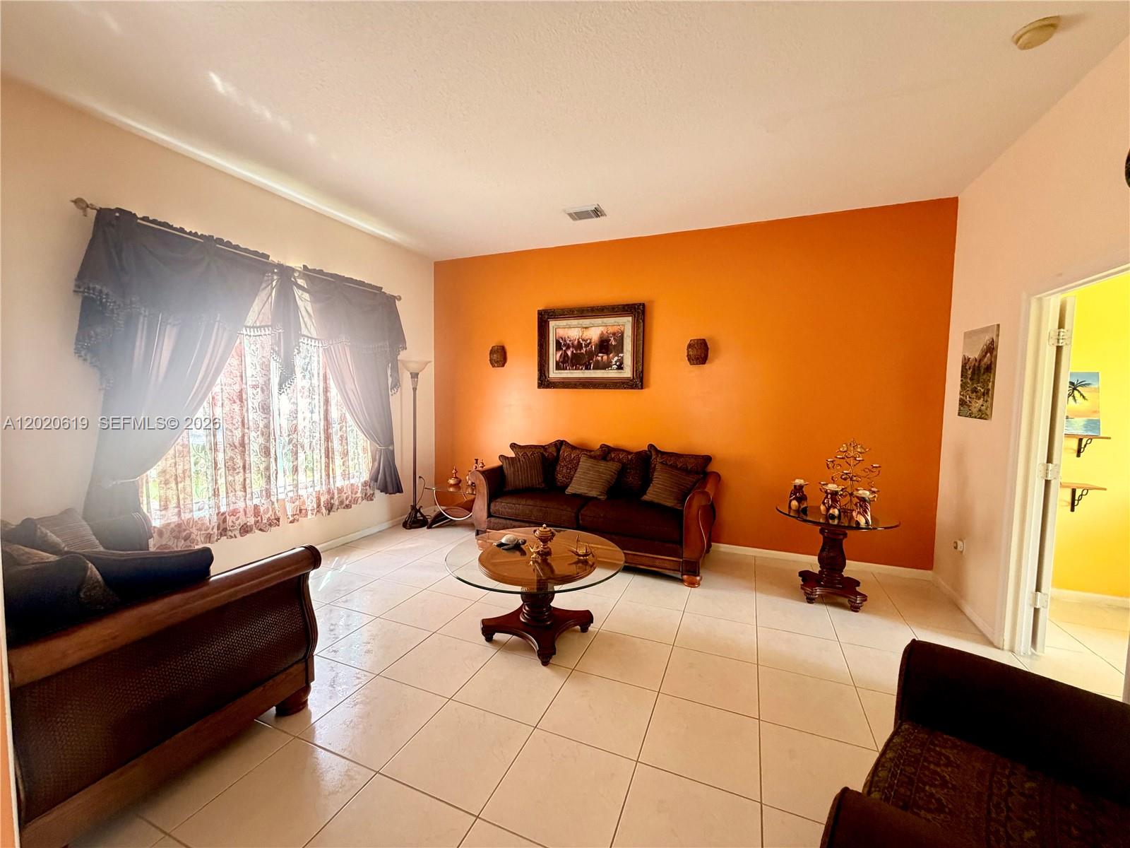 SUNSET LAKES PLAT ONE - Residential