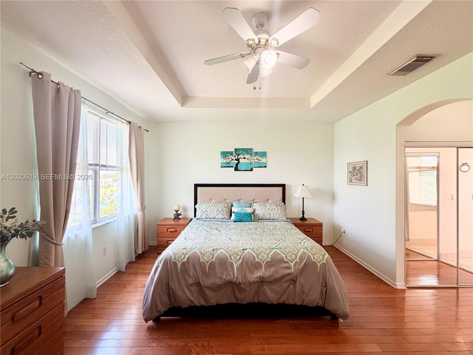 SUNSET LAKES PLAT ONE - Residential
