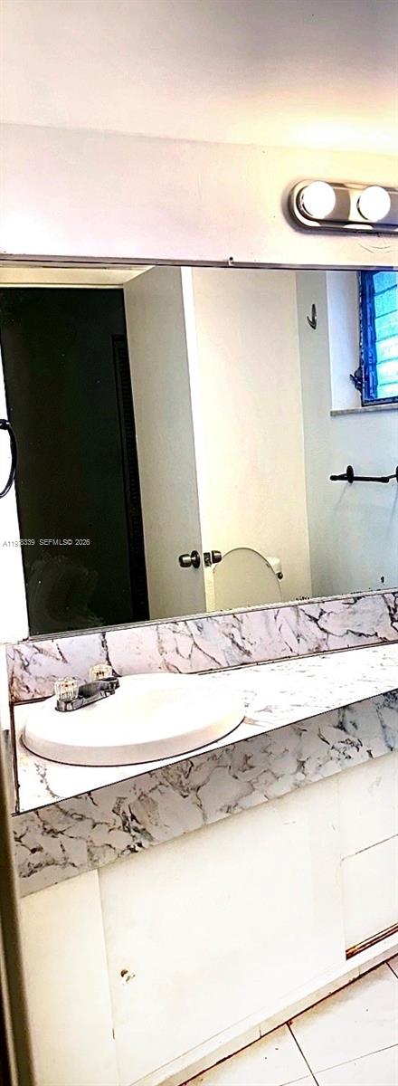 ROLLING GREEN CONDO C - Residential