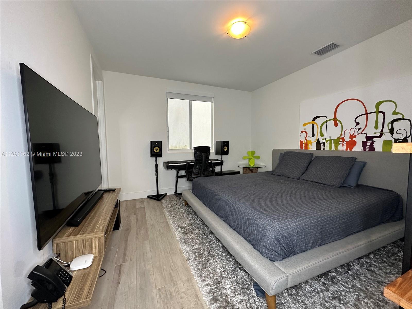 DORAL COMMONS RESIDENTIAL - Residential