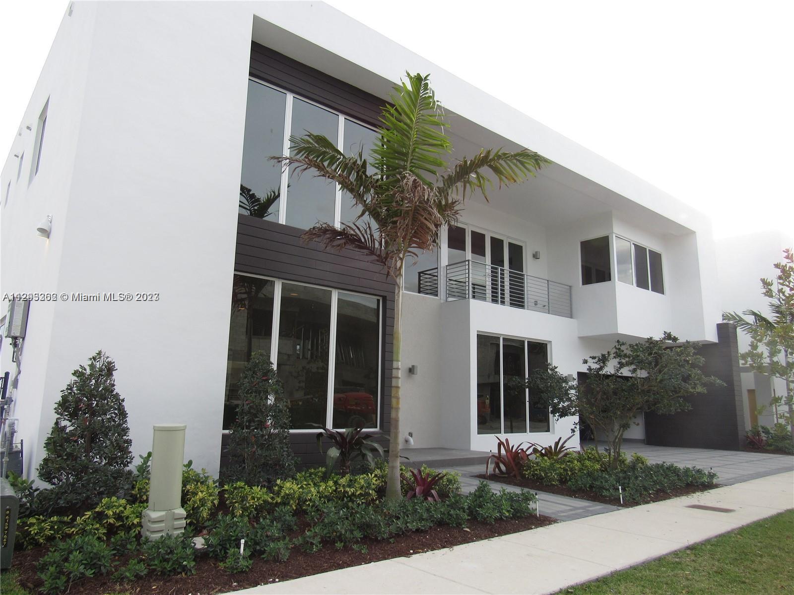 DORAL COMMONS RESIDENTIAL - Residential
