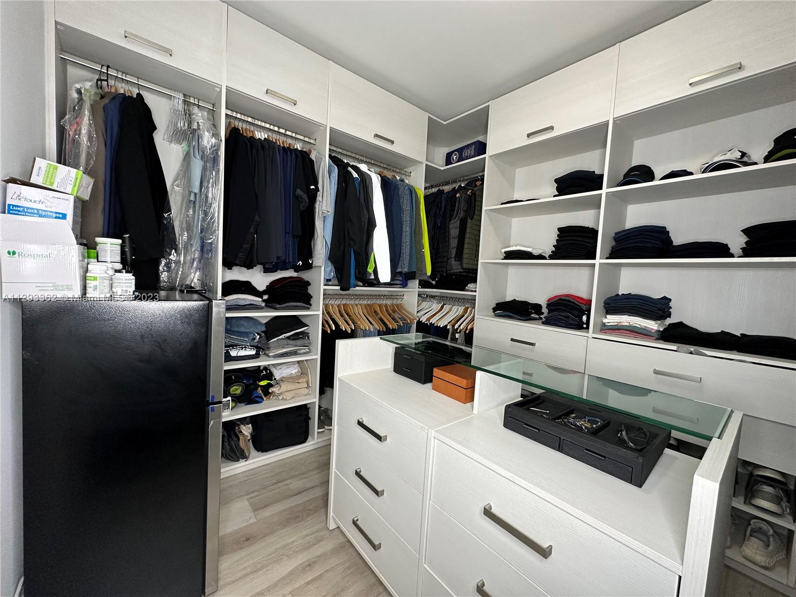 DORAL COMMONS RESIDENTIAL - Residential