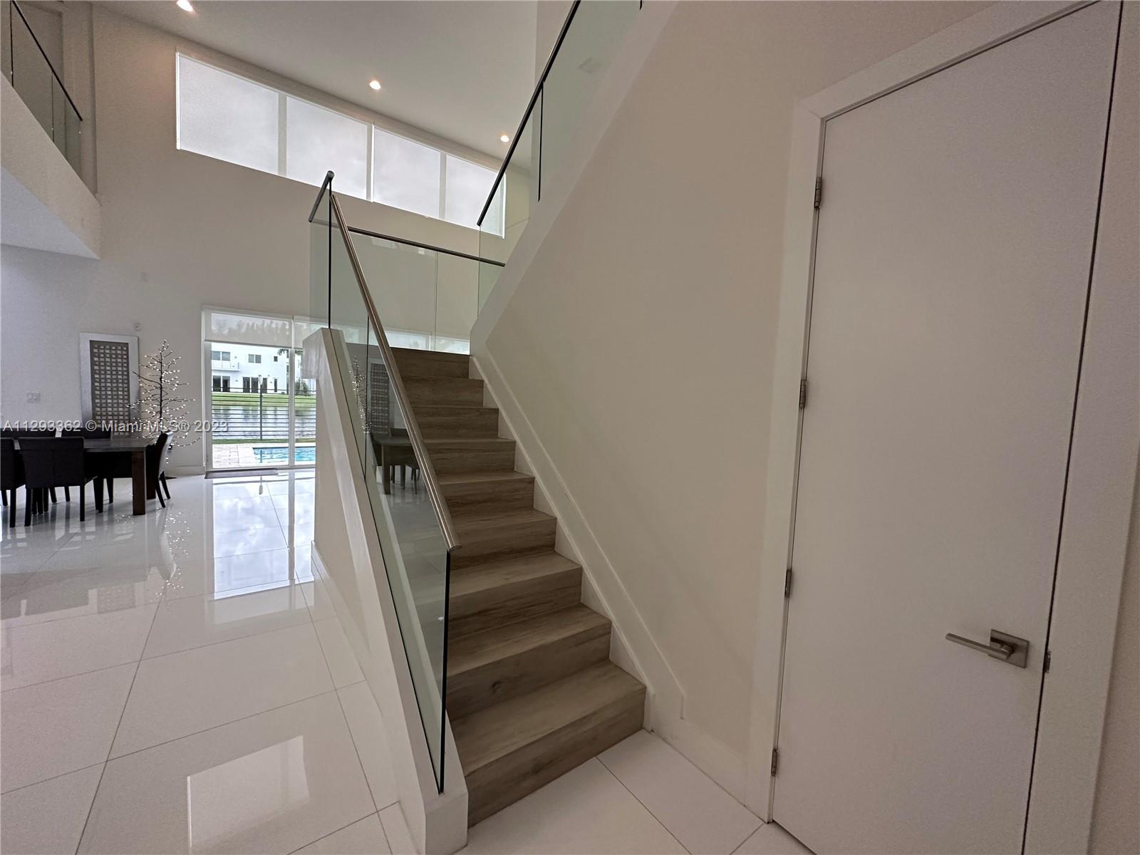 DORAL COMMONS RESIDENTIAL - Residential