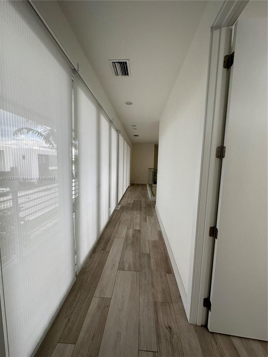 DORAL COMMONS RESIDENTIAL - Residential