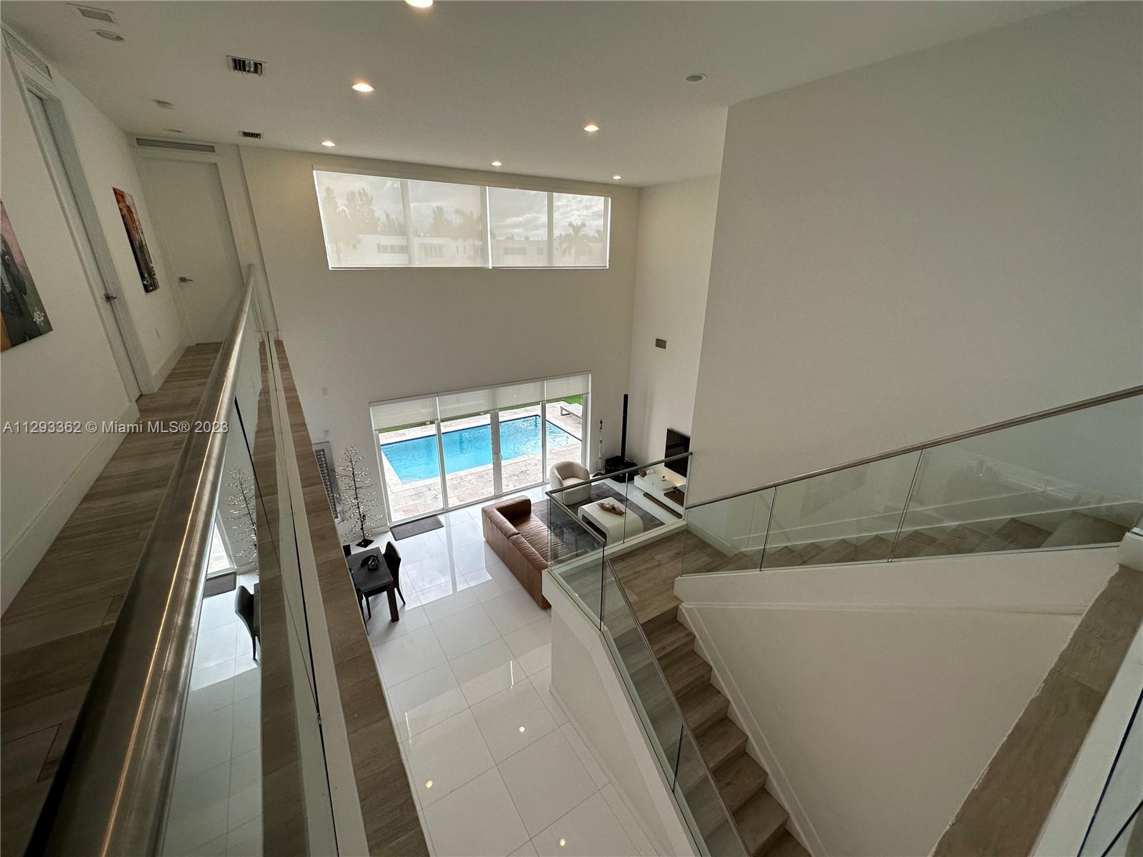DORAL COMMONS RESIDENTIAL - Residential