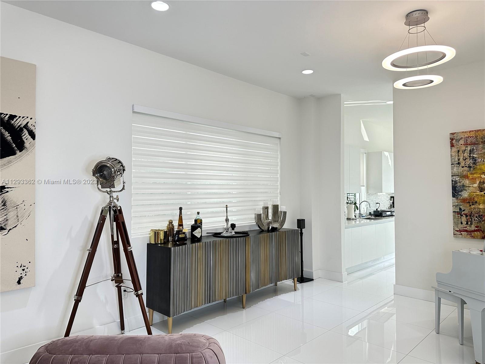 DORAL COMMONS RESIDENTIAL - Residential