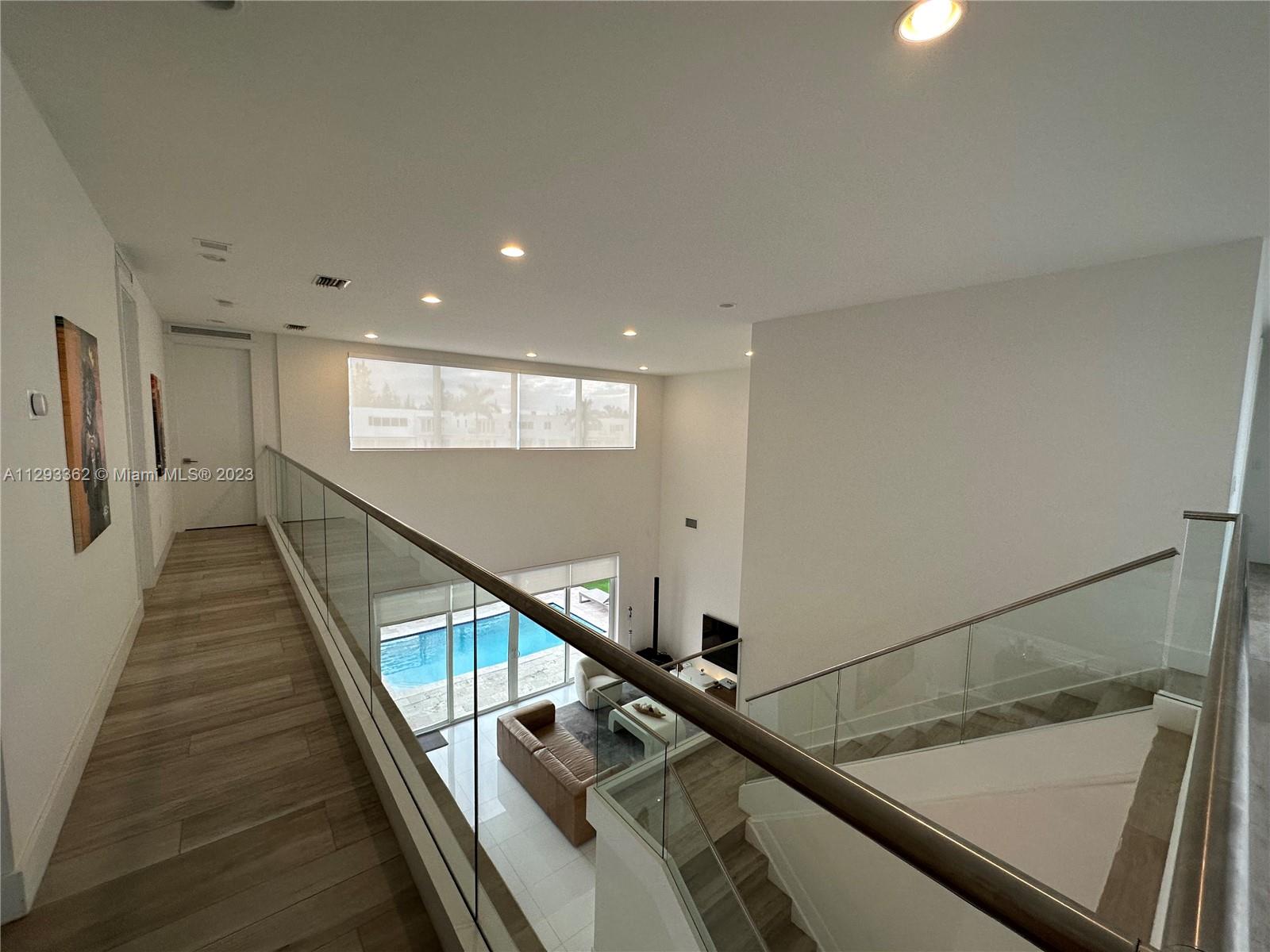 DORAL COMMONS RESIDENTIAL - Residential