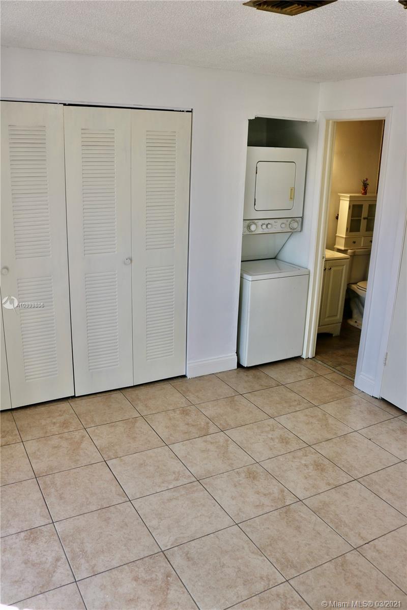 EL BOSQUE AT LITTLE HAVANA - Residential