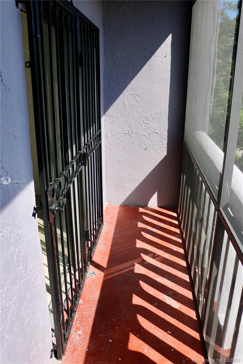 EL BOSQUE AT LITTLE HAVANA - Residential